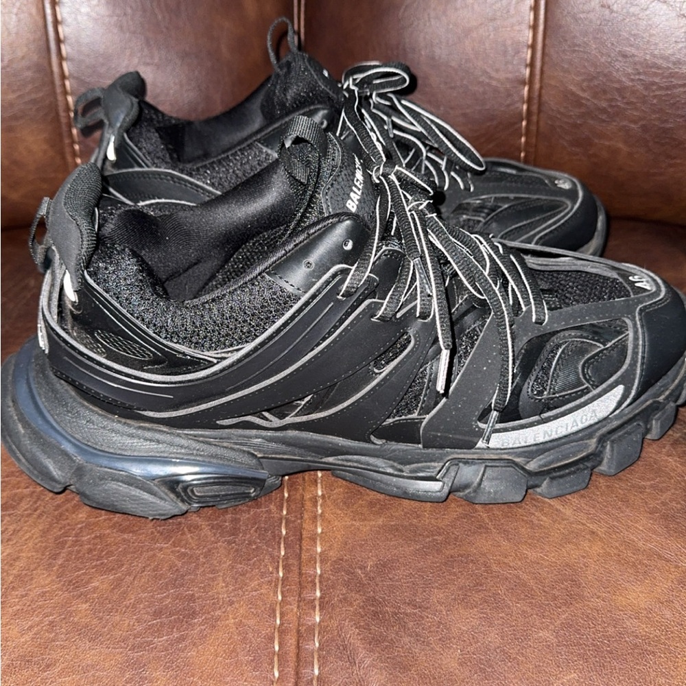 Balenciaga Track Black